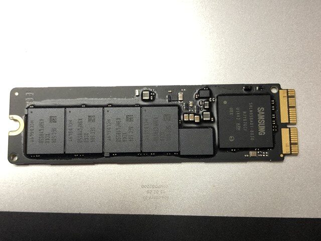 Mac Book Pro Early 2015（A1502）SSD交換 （Kingston SSD A2000１T 